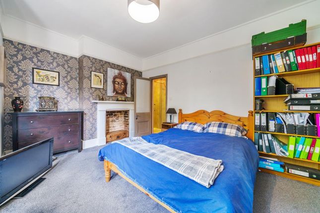 Terraced house for sale in South Terrace, Surbiton