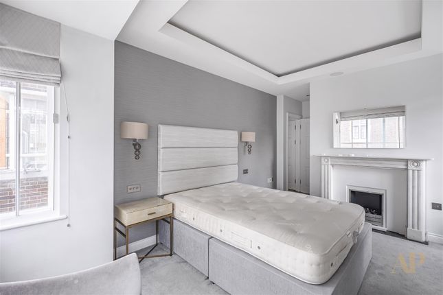 Flat 3, Wesley Court 51-55, Weymouth Street, London photo 4