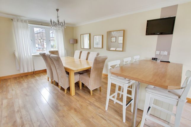 29b, Robingoodfellows Lane, March photo 4
