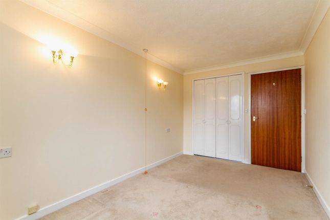 20, Homesteyne House, Broadwater Road, Worthing photo 4
