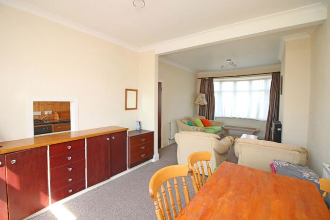 66, Conway Avenue, Thornton-Cleveleys photo 3