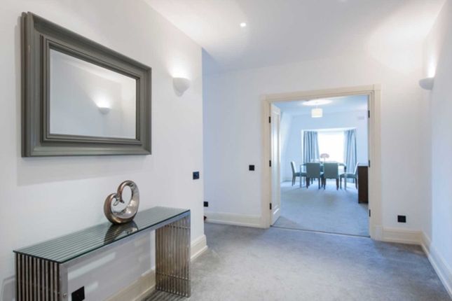 Thumbnail Penthouse to rent in Park Road, London