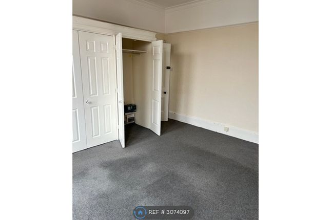 Flat, Talbot St, Southport photo 5