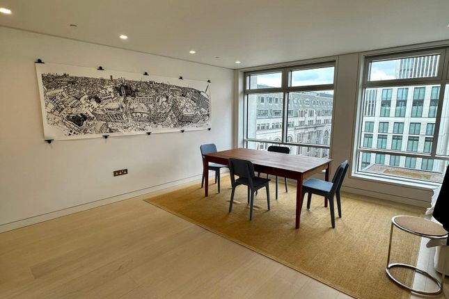 Flat for sale in Centre Point Residences, Soho, London