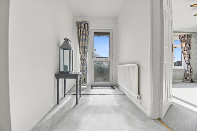 12, Marsh Lane, Barnetby photo 4