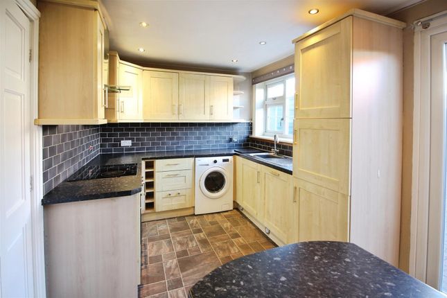23, Langbar Road, LEEDS photo 3