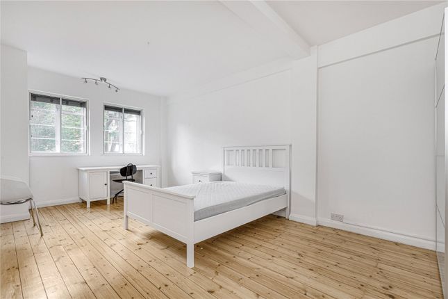 Flat to rent in West Kensington Court, Edith Villas