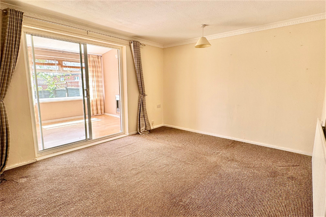 End terrace house for sale in Markham Road, Beeston