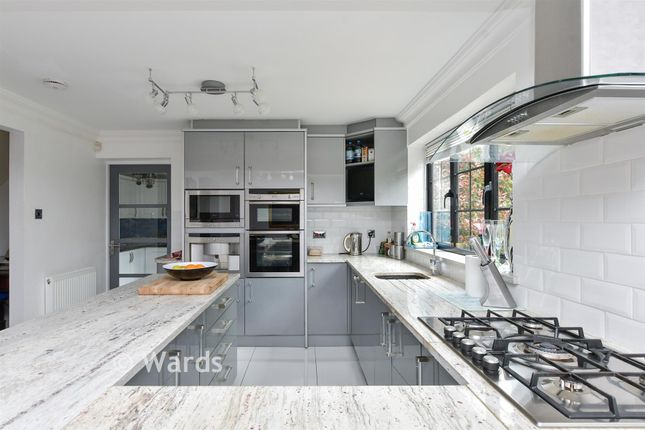 6, Ellis Way, Herne Bay photo 2