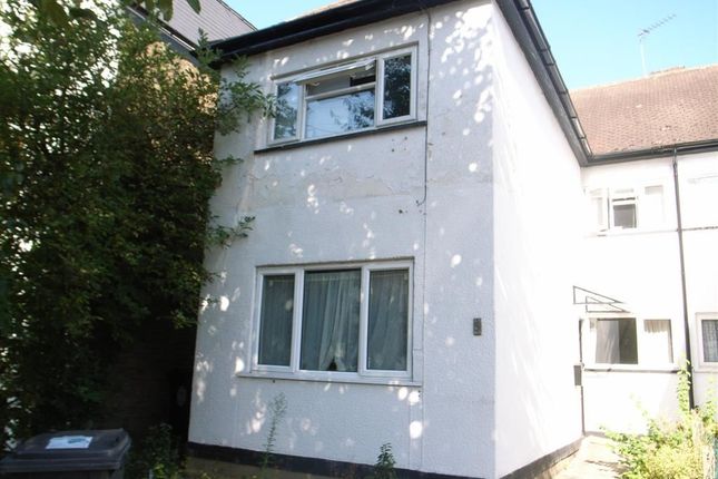2 bed flat to rent in Queens Grove Road, Chingford, Chingford