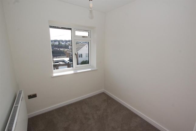 Castleton Close, Plymouth photo 5