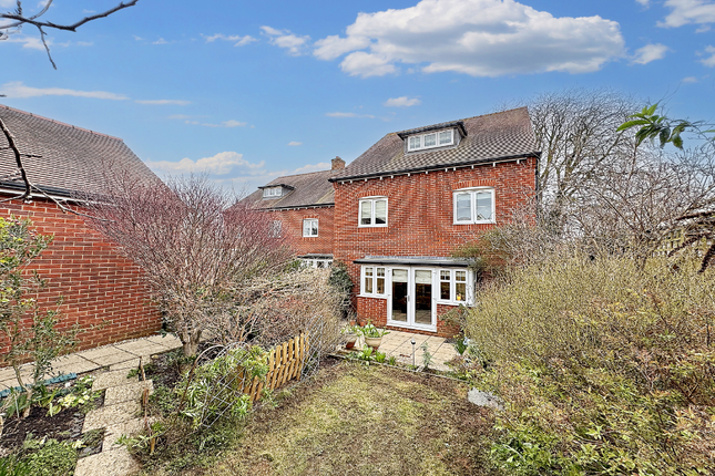 Thumbnail End terrace house for sale in Berry Close, Faringdon