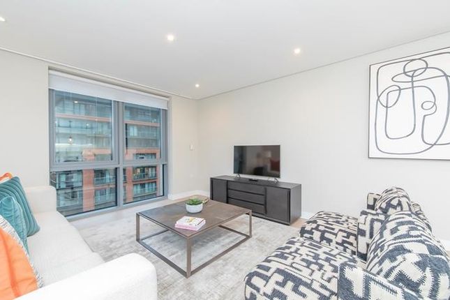 Flat to rent in Merchant Square, Westminster