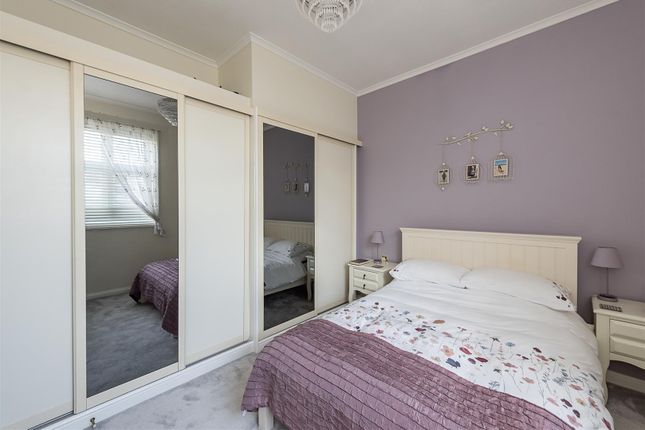 Flat for sale in Four Limes, Wheathampstead, St. Albans