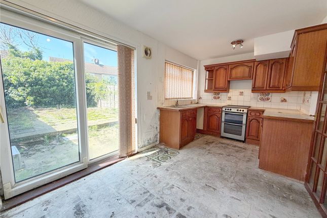 245, Hollin Lane, Manchester photo 4