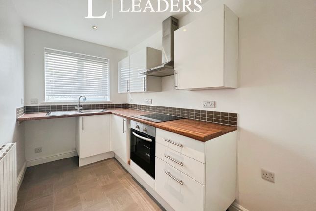 2B, Meadowgate, Bourne photo 3