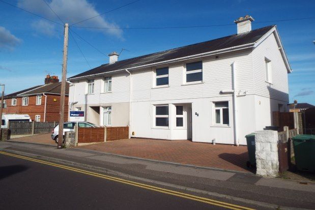 Thumbnail Property to rent in Churchill Road, Poole