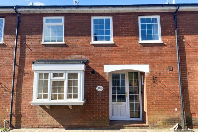 Terraced house for sale in High Street, Wing, Leighton Buzzard