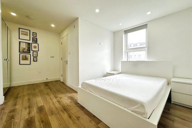 Flat 10,, 138-142, Camberwell Road, London photo 4