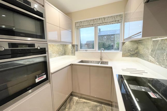 16, Cumberworth Lane, Huddersfield photo 4