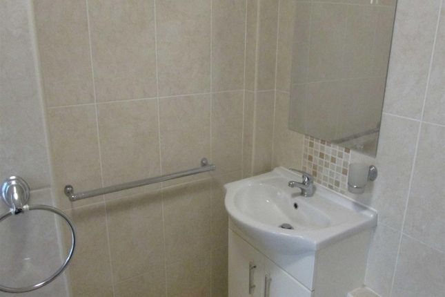 Brunswick Park Apartments, Wednesbury photo 5