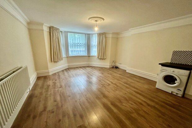Thumbnail Flat to rent in Ullet Road, Liverpool