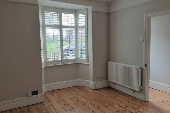 2, Recreation Ground Road, Stamford photo 3