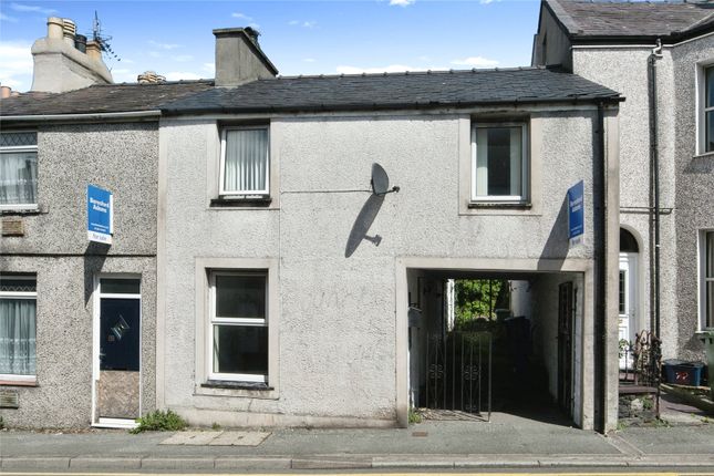 Thumbnail End terrace house for sale in Tithebarn Street, Caernarfon, Gwynedd