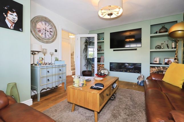8, Eagles Place, Kidderminster photo 4