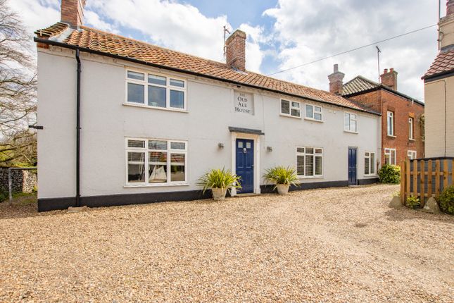 Thumbnail Semi-detached house for sale in The Street, Lyng, Norwich