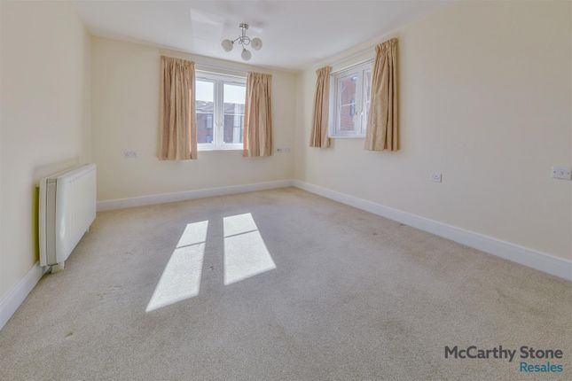 16 Goodes Court, Baldock Road, Royston photo 3