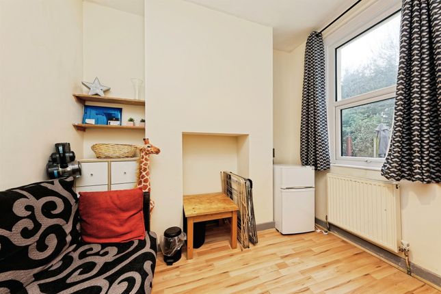 33, St. Thomas Hill, Canterbury photo 2