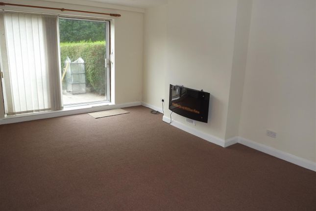 10, Chesterfield photo 3