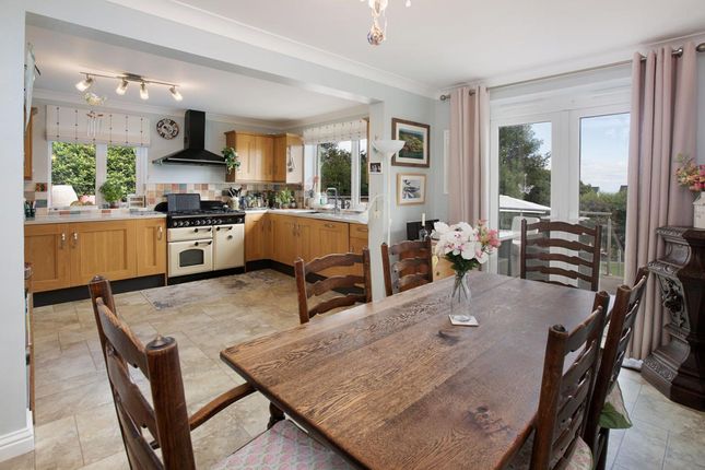 4 Ash Park Gardens, Dawlish photo 3