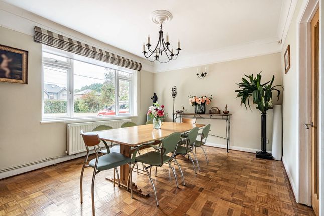 Heathfield, Meadowside, Bookham photo 4