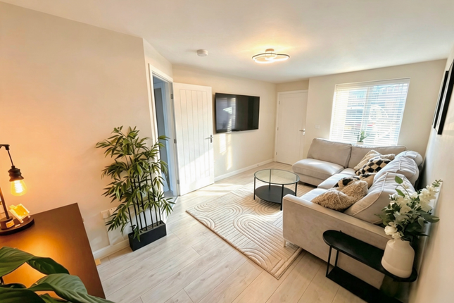 2, Garnet Close, Poulton-Le-Fylde photo 3