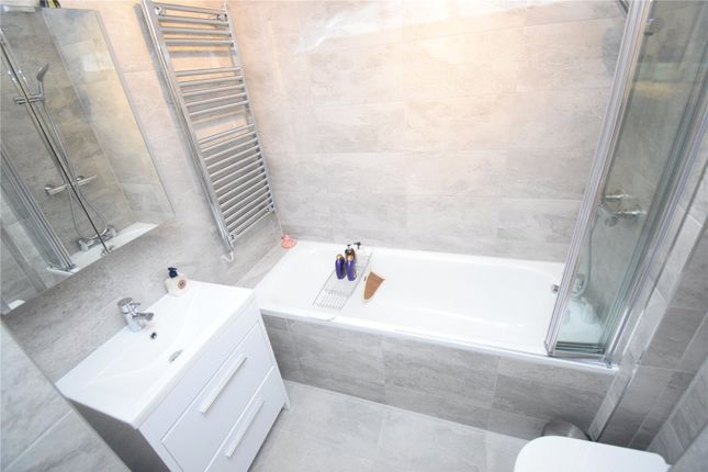 144, Littlebrook Avenue, Berkshire photo 4