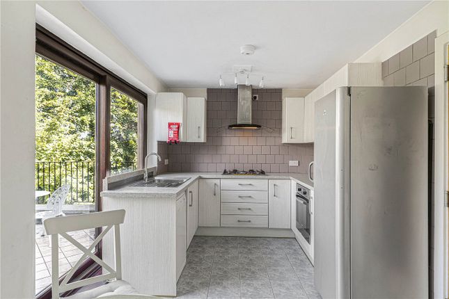 2D,, Wolseley Road, London photo 4