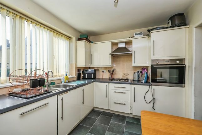 99, Brandish Crescent, Nottingham photo 3