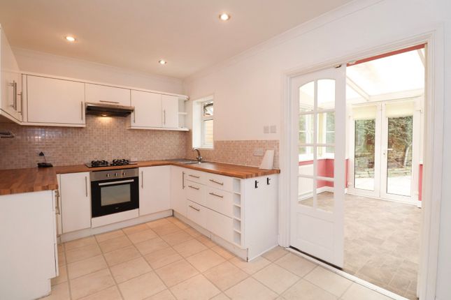 14, Somerdale Walk, West Yorkshire photo 4