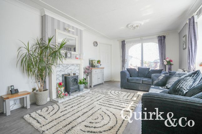 R732, Creek Road, Canvey Island photo 3