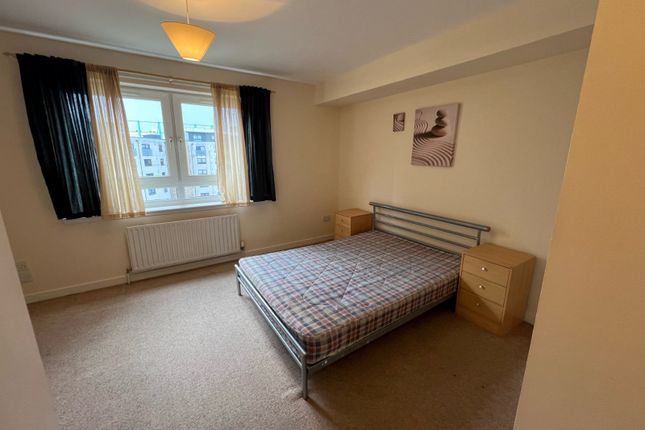 7/14, Hawkhill Close, Edinburgh photo 4