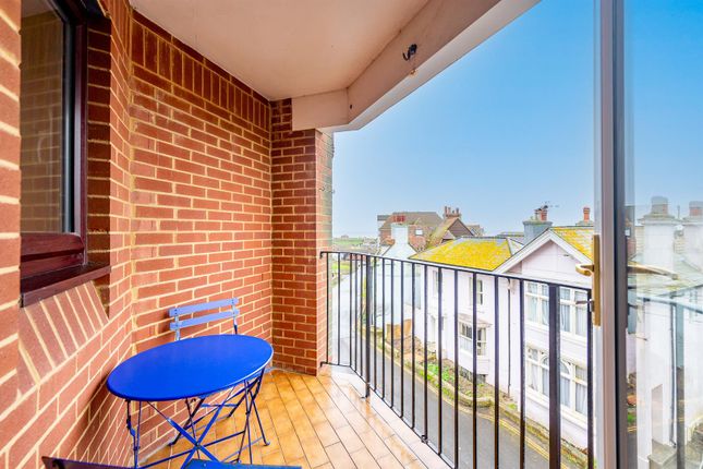 Flat for sale in Crouch Lane, Seaford