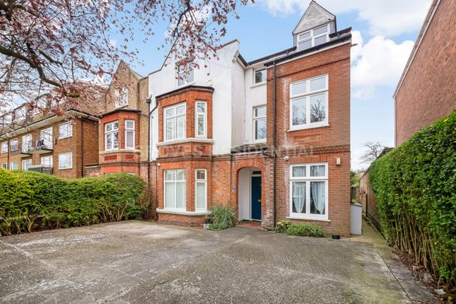 2-bed flat on Flat 2, Rodney Road, New Malden, £400,000