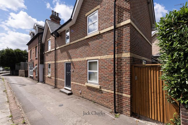 61 Shipbourne Rd, Tn10 3DX 002.Jpg