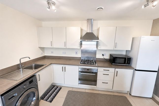 Flat 17, 23, Upton Road, Watford photo 3