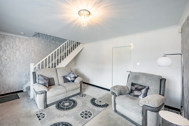 12 Thomson Grove, Cambuslang, Glasgow photo 5