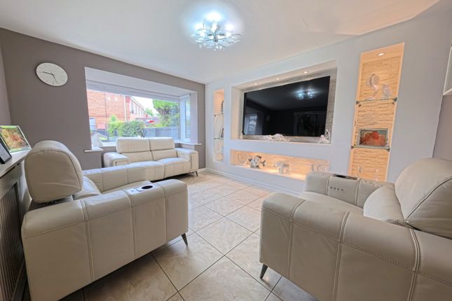 22, Rangewood Road, Alfreton photo 2