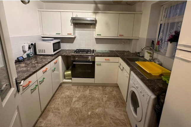 48, Salstar Close, Birmingham photo 3