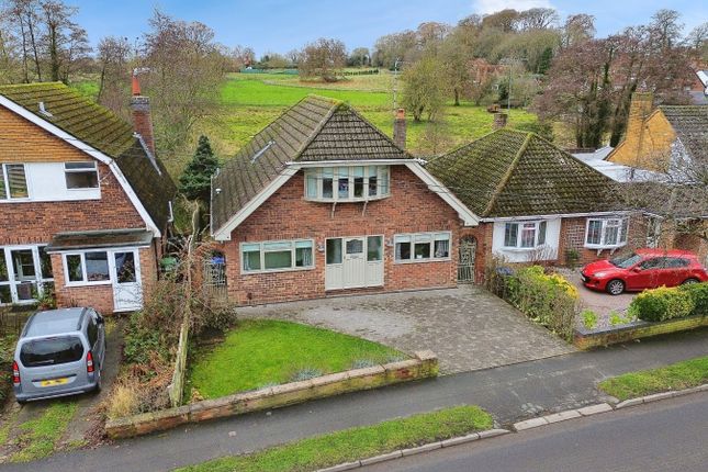 Detached house for sale in Brookside Avenue, Kenilworth, Warwickshire
